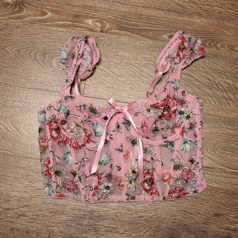 Victoria’s Secret NWOT Pink Corset Bra Crop Top Size M